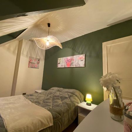 Maison Avec Piscine Et Sauna A Vire Екстер'єр фото