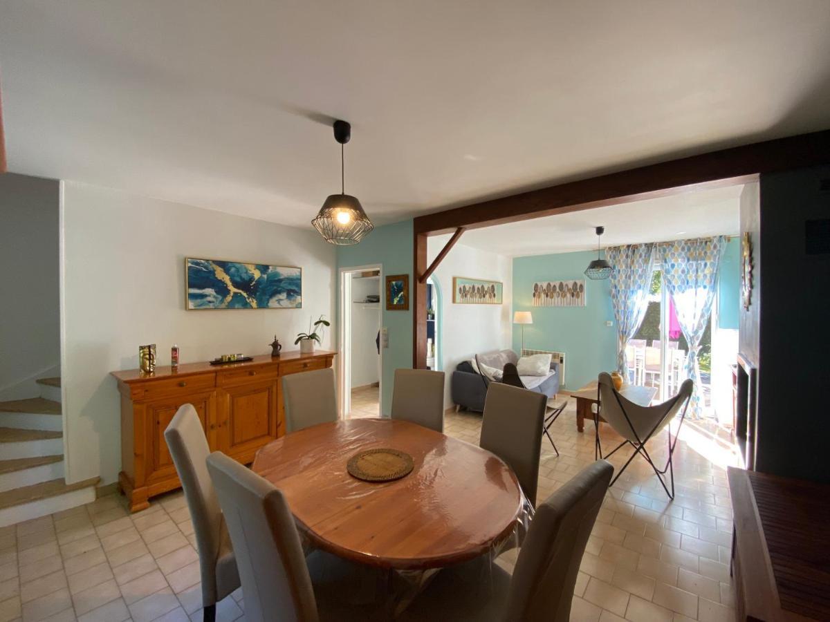 Maison Avec Piscine Et Sauna A Vire Екстер'єр фото