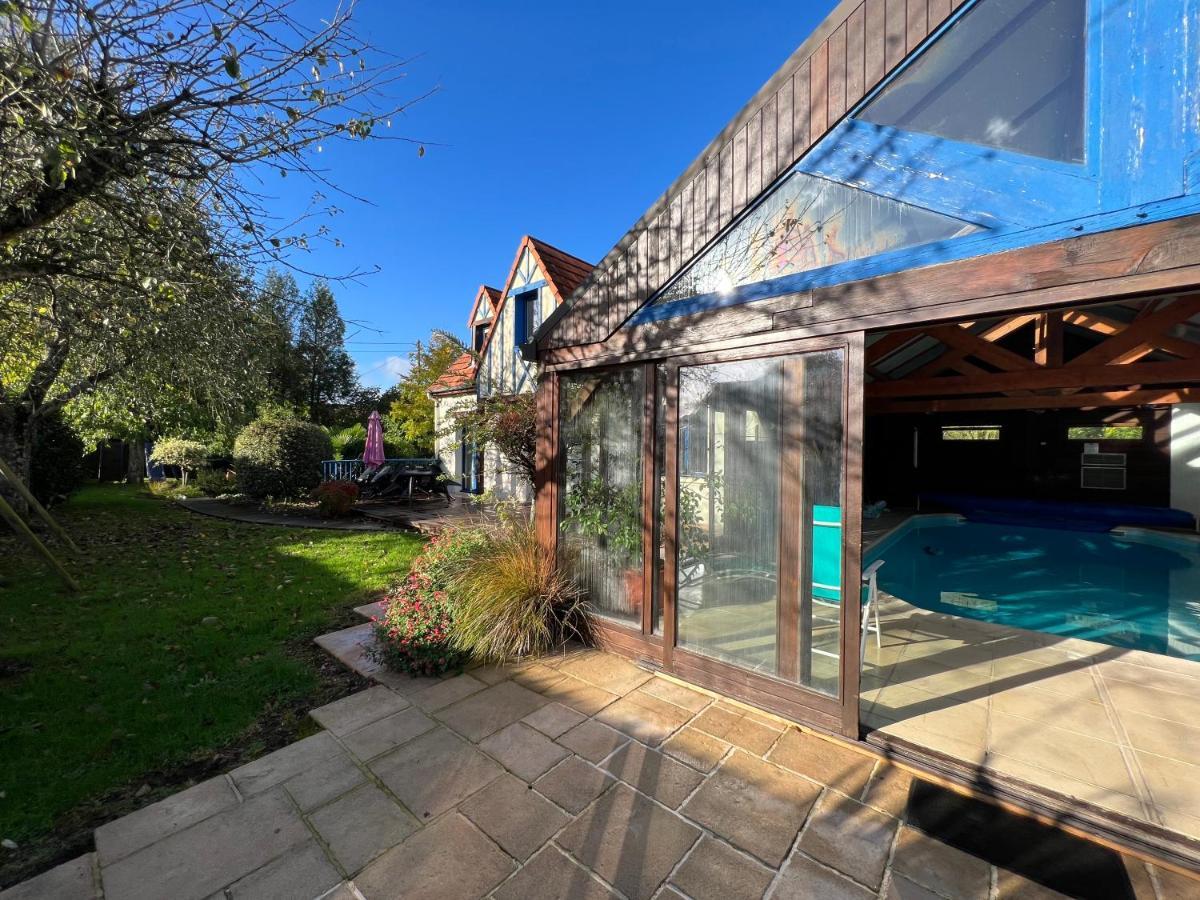 Maison Avec Piscine Et Sauna A Vire Екстер'єр фото