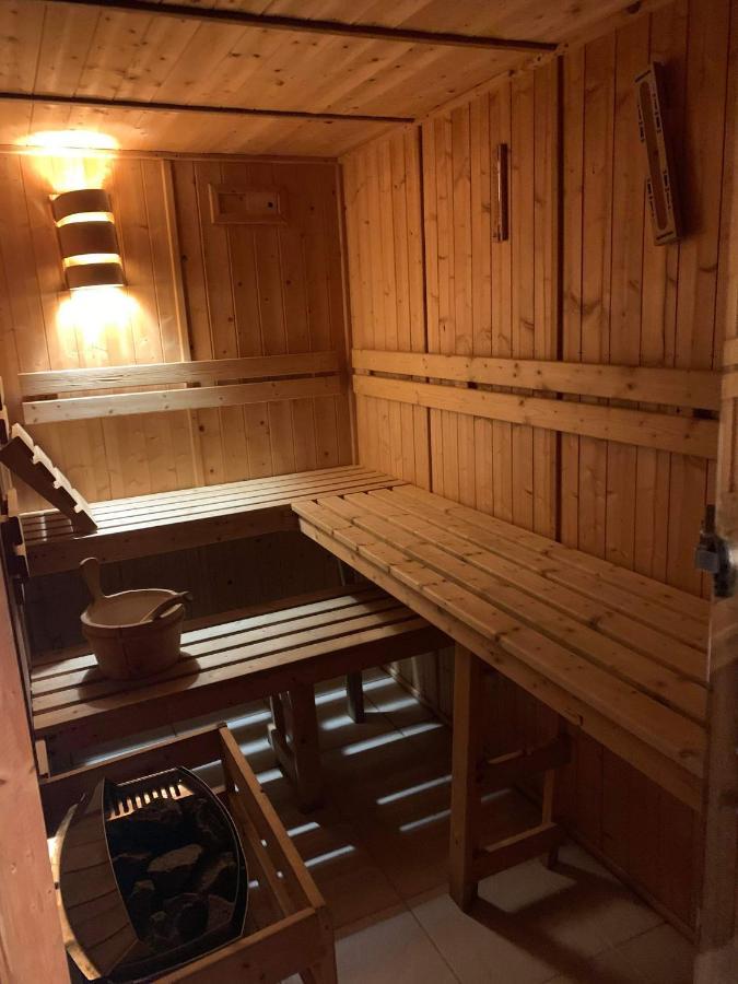 Maison Avec Piscine Et Sauna A Vire Екстер'єр фото